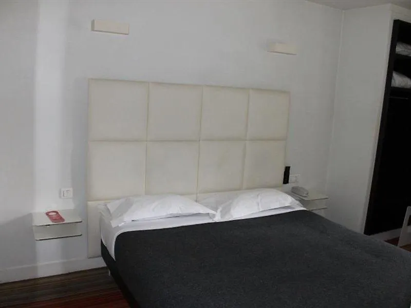 ***  The Originals City, Hotel Lecourbe, Paris Tour Eiffel France