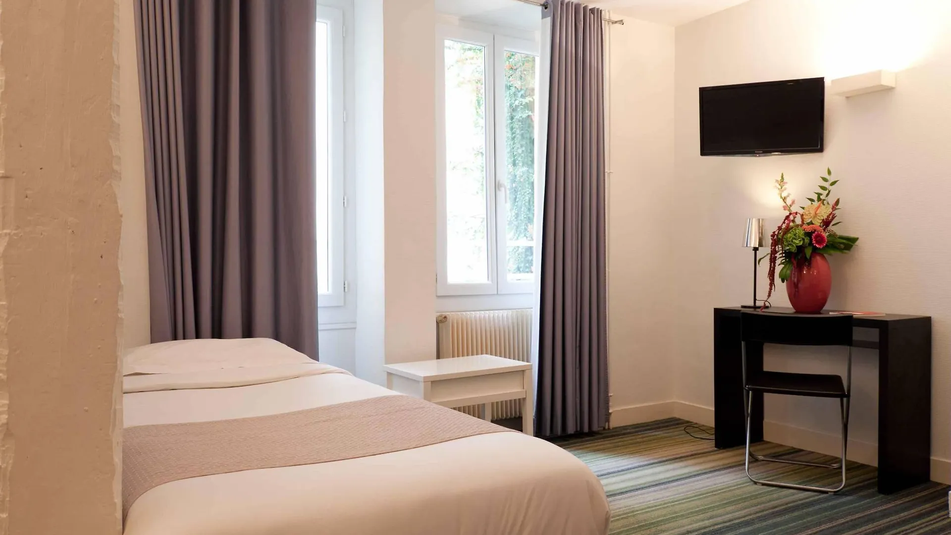 The Originals City, Hotel Lecourbe, Paris Tour Eiffel France