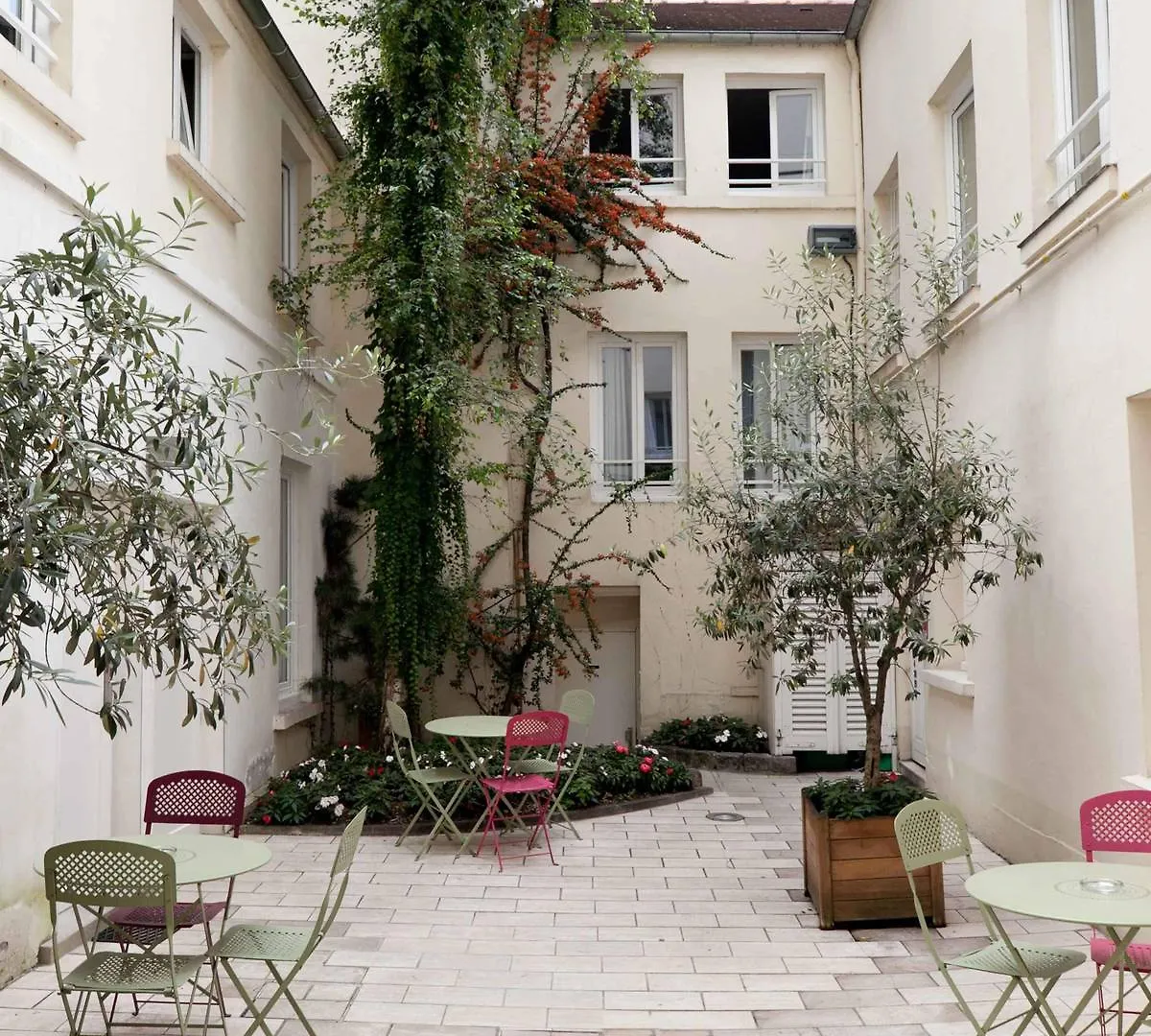***  The Originals City, Hotel Lecourbe, Paris Tour Eiffel France
