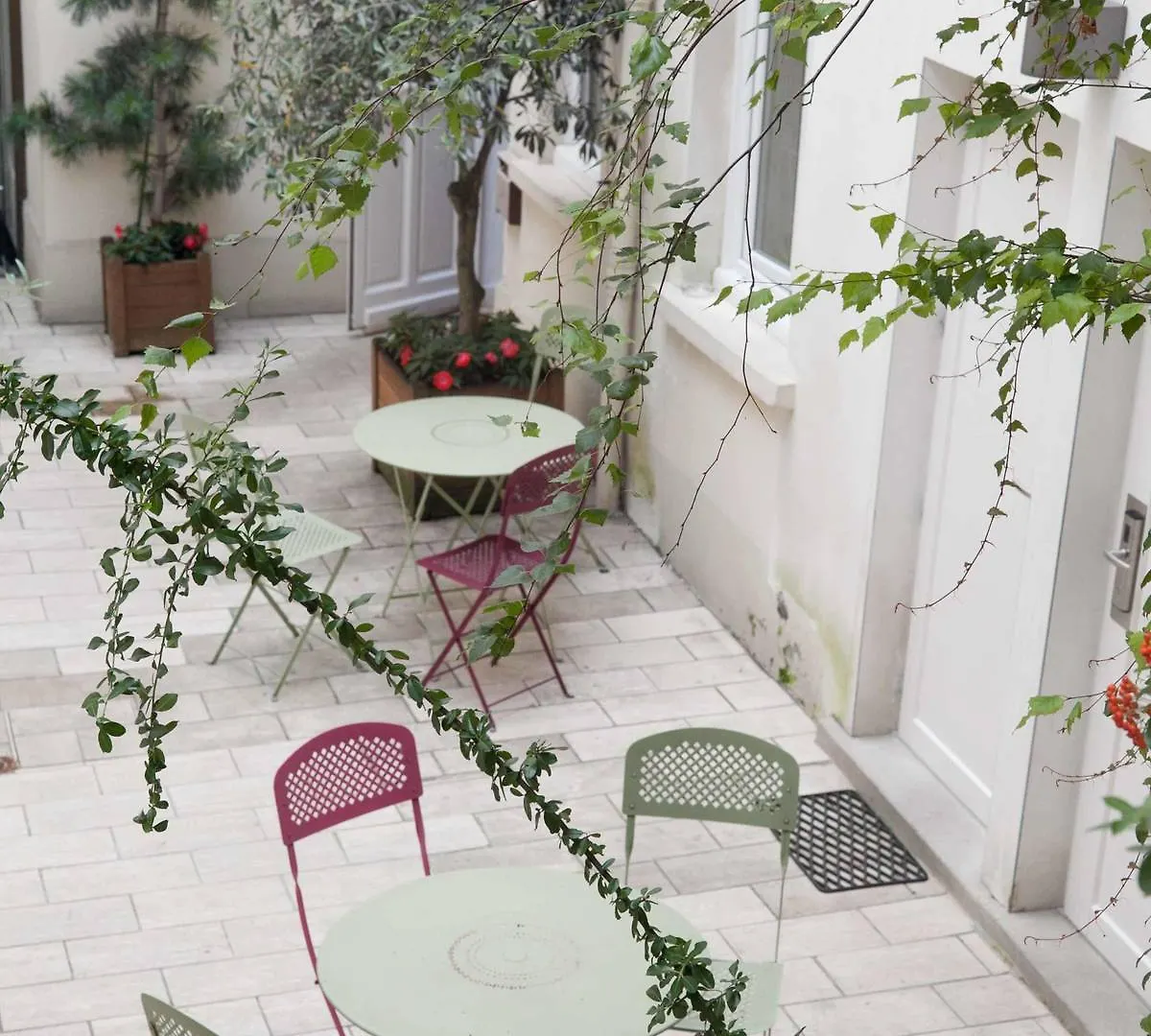 The Originals City, Hotel Lecourbe, Paris Tour Eiffel France
